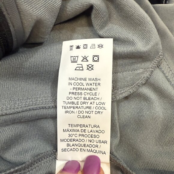 PUMA DryCell Full Zip Track Jacket Gray & Black – Women’s Large - Picture 6 of 7